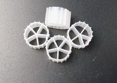 comprare Bioball di allevamento di pesci Biofiltre Biocolore Bianco Colore 10*7mm Riempitore galleggiante 100% Biofiltre in HDPE vergine online manufacture