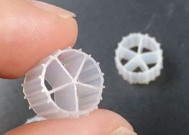 comprare HDPE resistente agli UV 10*7MM MBBR BIOBALLS IFAS processo 5 stanze fda materiale sicuro supporto galleggiante prezzo basso online manufacture