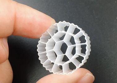 comprare Hdpe K3 Biocell MBBR Medi di trattamento dell'acqua 25*12mm 600m2 / M3 Grande superficie online manufacture