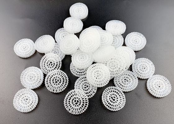 comprare Grado alimentare Hdpe FDA materiale galleggiante MBBR Media Bio Ball Filter Media online manufacture