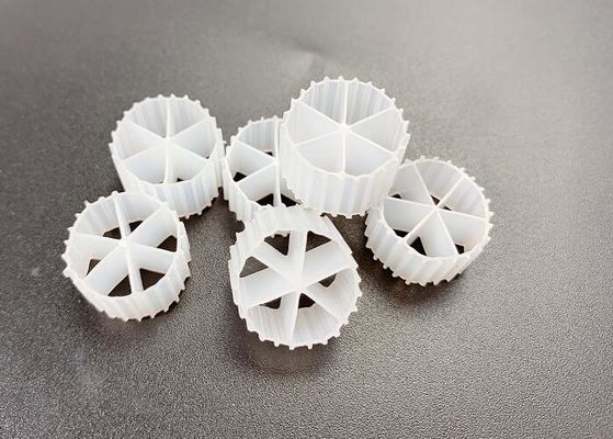 comprare Grandi superfici PE04 vergine HDPE colore bianco Mbbr Biocell Filter Media 800m2/M3 online manufacture