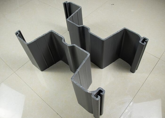 comprare Fogli di plastica di estrussione in vinile PVC in pila a forma di U di colore grigio online manufacture