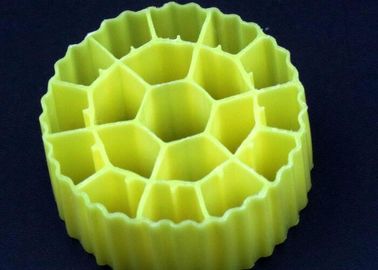 HDPE Bianco di plastica K3 Filtro Mediato Trattamento dell'acqua Bio Cel Per processo di stagno Cass Spostare Ammonio Azoto