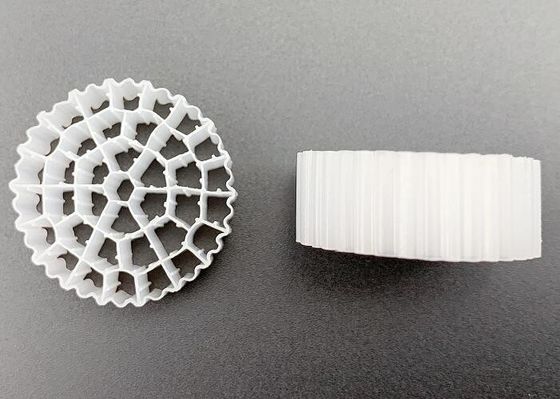 Medi filtranti in HDPE K1 di colore bianco PE37 per migliorare la qualità dell'acqua