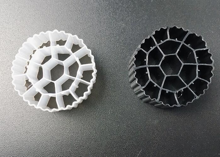 Processo a celle attive Medi MBBR in plastica HDPE di colore bianco