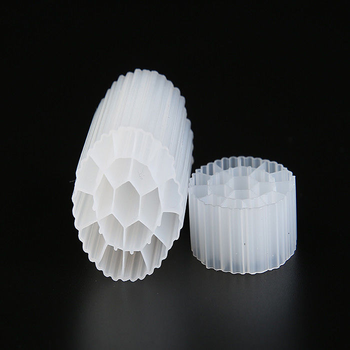 MBBR Bio Balls PE MBBR Filter Media 19 Numeri di fori per il trattamento delle acque reflue