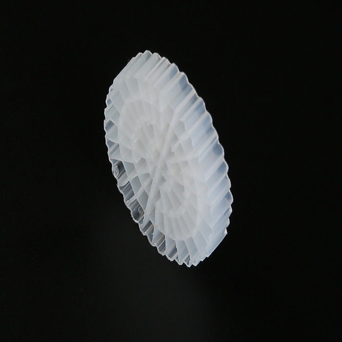 25*4mm PE64 K5 MBBR Bio Media K5 Bianco colore e materiale in HDPE per il sistema RAS