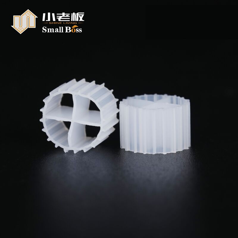 HDPE di piccole dimensioni K1 Bio Filter Media 900m2 / M3 Superficie 11*7mm Dimensione