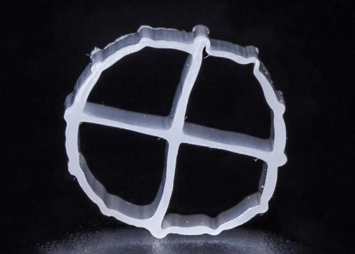 12*9mm MBBR Bio Filter Media con colore bianco e bioballe di biopipe in materiale HDPE vergine