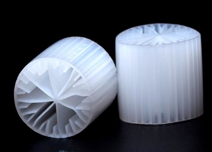 Materiale in HDPE vergine MBBR biopipe Filtro per serbatoi anaerobici 15*15mm Dimensione