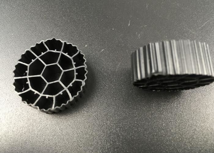Colore nero K3 MBBR Portatore di filtri per il trattamento dell'acqua industriale 25*10 mm