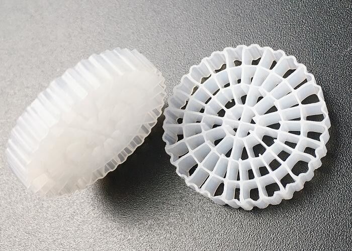 25*5mm Biofiltro K5 MBBR Slice Media Bioballe galleggianti per l'allevamento di pesci