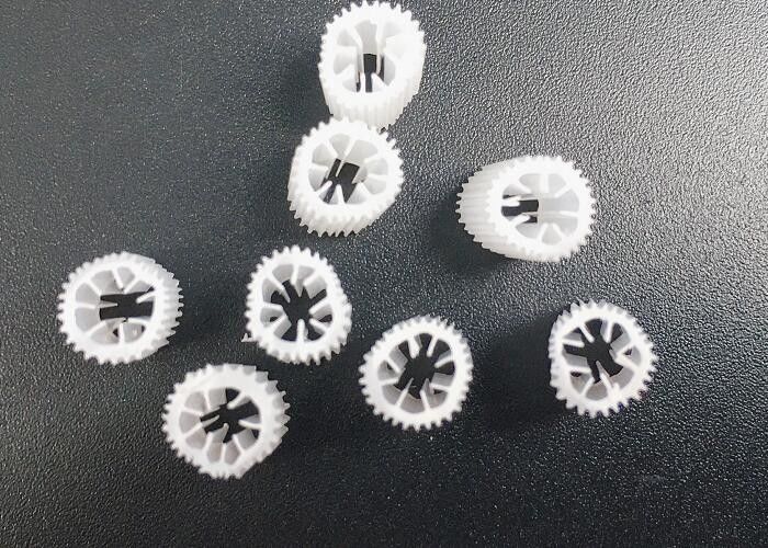 Risparmio di spazio Materiale plastico galleggiante Kaldnes Materiale biofiltro