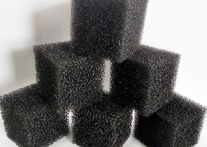 Portatori di polimeri porosi per il trattamento dell'acqua Colore nero Grande superficie