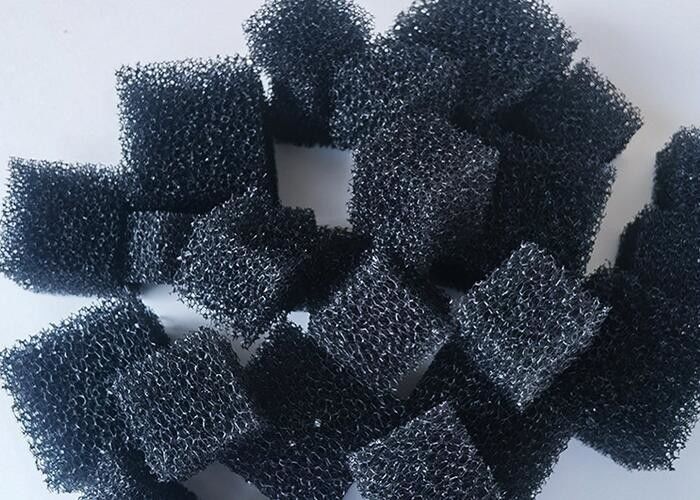 Portatori di polimeri porosi per il trattamento dell'acqua Colore nero Grande superficie