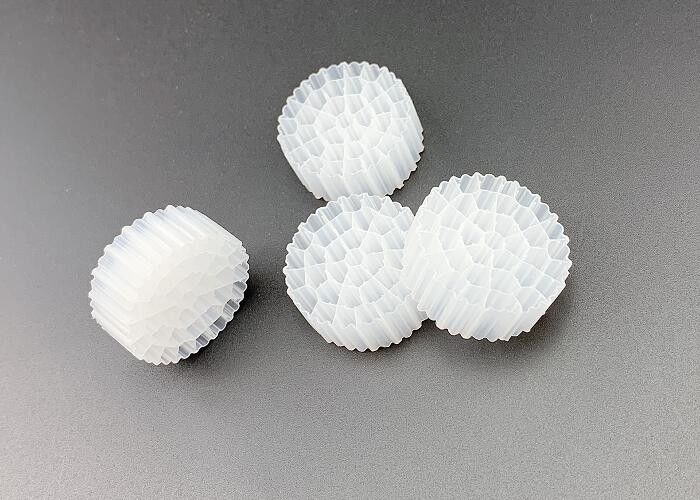 Trattamento dell'acqua Grande superficie MBBR Biocell Filter Media 25*10MM