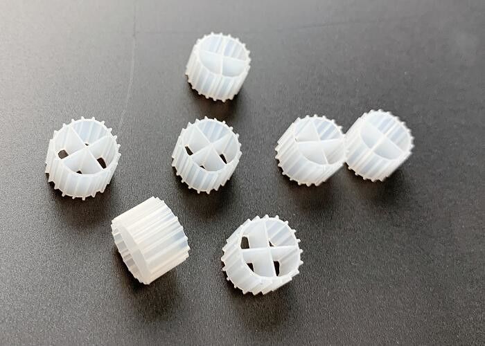 11*7mm MBBR Bio Balls Filter Media Grande superficie