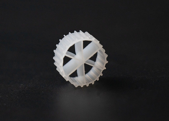 Purificazione dell'acqua rispettosa dell'ambiente Tecnologia di protezione MBBR Bio Media con Long Life Span Bianco