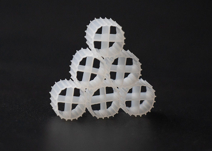 Filtro K1 a prova di urti Koi Pond Biofiltro a basso consumo energetico MBBR Portatore di biomassa galleggiante