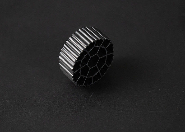 Materiale HDPE vergine MBBR Filter Media Biofilter 25mm X12mm Dimensione 600 m2/m3 Superficie