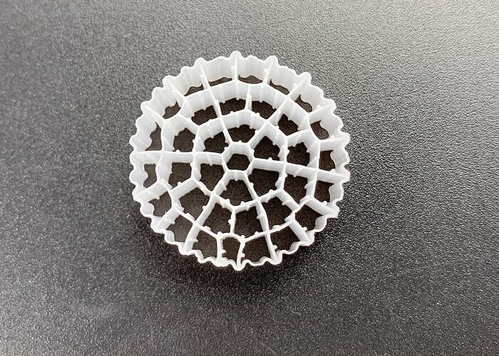 Nuovo articolo PE37 MBBR K1 Filtro 800m2/m3 Grande superficie